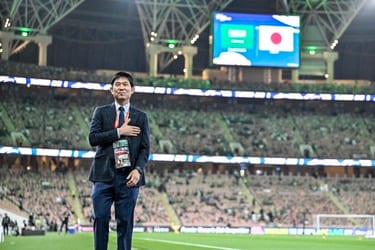 画像・写真：サウジアラビア戦の1時間40分前に森保一監督がサポーター