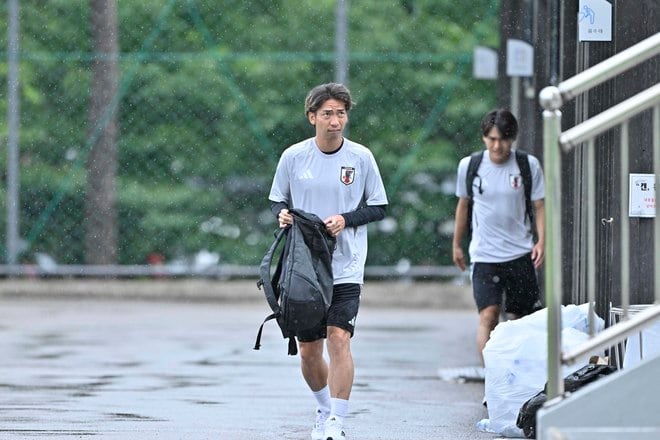【サンフレッチェ広島「E-1」アルバム】J1広島に所属する日本代表5選手の13日＆14日の練習写真46枚！ジャーメイン良、中村草太、川辺駿、田中聡、荒木隼人、大迫敬介の現地写真の画像043