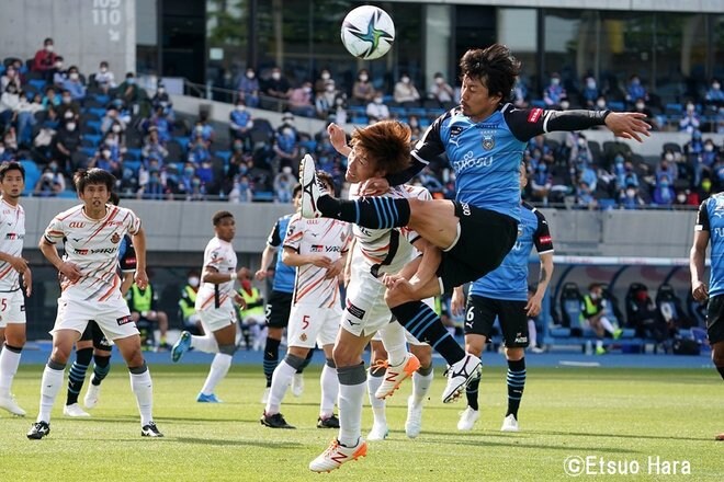 「5月4日の首位決戦第2戦」原悦生PHOTOギャラリー「サッカー遠近」 川崎ー名古屋の画像