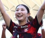 「ほぼ石田ゆり子やんと思ったら」FIFA公開なでしこレジェンドの写真に驚き広がる!「美しいな」「かっわ笑」の声の画像