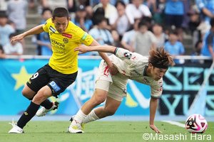 連敗を止めたい川崎と連勝を伸ばしたい柏が激突！川崎キャプテン脇坂泰斗が先制も…　 PHOTOギャラリー【明治安田J1リーグ 第16節 川崎フロンターレvs柏レイソル 2024年5月25日 16:03キックオフ】の画像