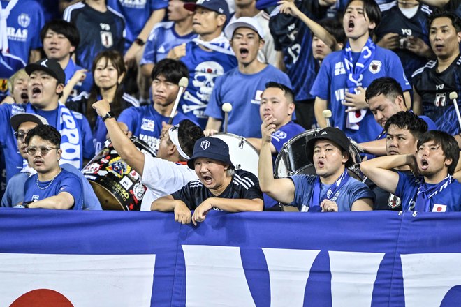 【サポーターアルバム】サッカー日本代表の韓国戦勝利を支えたサポーター写真95枚！ 韓国・龍仁に駆け付けた熱い声援ショット「日本代表ー韓国代表」の画像010