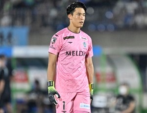 ｢ドンナルンマやん｣ガンバ大阪復帰の谷晃生が｢背番号99｣をお披露目で1万6000超いいね！AZのDF菅原由勢も｢ユニホーム買います｣との反応の画像