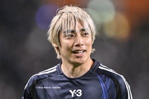 ｢かわいい｣｢初々しいｗ｣日本代表MF伊東純也が古巣・甲府訪問＆若い頃の“秘蔵ショット”公開！｢あんま変わってないな｣｢純也を発掘してくれた甲府に感謝！｣の声の画像
