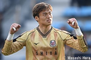 【J1分析】札幌・アクシデントで「1年2か月ぶりリーグ戦出場」23歳GKが見せた躍動で「動き出した時間」【【ジュビロ磐田ｖｓ北海道コンサドーレ札幌】(2)の画像