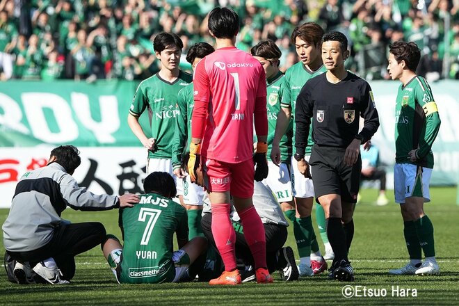 激戦“東京クラシック”は東京Vが2点差を追い付いてのPK勝ち！｢勝点2を失った試合｣｢僕が言うと退場になっちゃうから｣試合後の両指揮官の言葉に何を感じる？【東京ヴェルディvs FC町田ゼルビア】原悦生PHOTOギャラリーの画像002