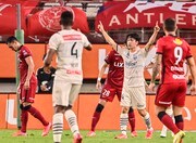 逆転白星を招いた「82分、アンカー交代」の意外な一手【川崎フロンターレ、鹿島アントラーズに劇的勝利！】(1)の画像