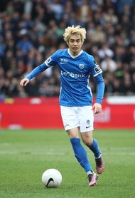 サッカー日本代表・板倉滉の今季シャルケ｢ベストゴール｣!!｢FW顔負け｣2度の｢キレキレ切り返し｣からの衝撃弾!積極攻撃参加で決めた｢スーパーゴール｣とは?【動画】の画像