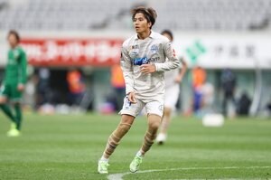 「DAZN見ながら絶叫した」モンテディオ山形10番が決めた「シーズンベスト級」70mドリブルからのスーパーゴール!【動画】の画像