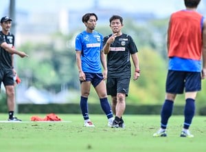 【川崎フロンターレ・鬼木達監督、9月14日の名古屋グランパス戦前会見(1)】「正直な話をすれば、到底納得のいくものではない」「（自分たちは）選手が少ない人数でも戦ってきた」「自分たちは自分たちの正しいやり方で示していこう」《新型コロナ誤認で7月16日の試合中止》の画像