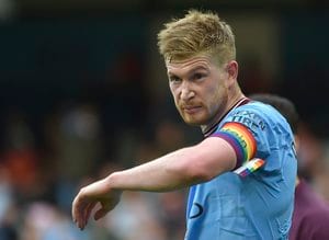 「ほんと無慈悲」マンチェスター・シティのベルギー代表MFケビン・デ・ブライネが「”超豪快”ミドルシュート」をお見舞い! チームは日本代表・三笘薫所属のブライトンに3-1勝利の画像