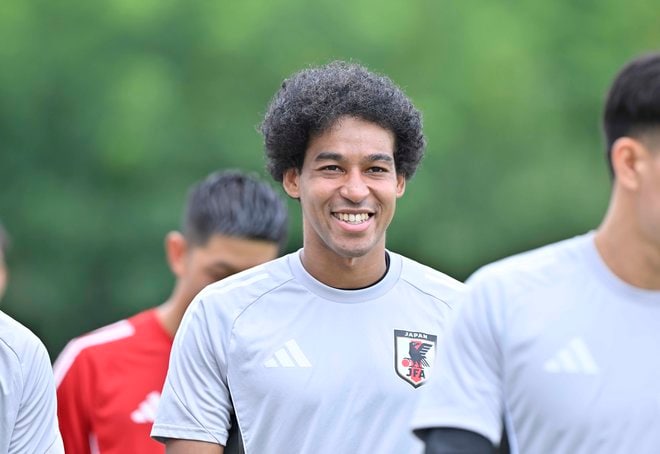 【サンフレッチェ広島「E-1」アルバム】J1広島に所属する日本代表5選手の13日＆14日の練習写真46枚！ジャーメイン良、中村草太、川辺駿、田中聡、荒木隼人、大迫敬介の現地写真の画像016