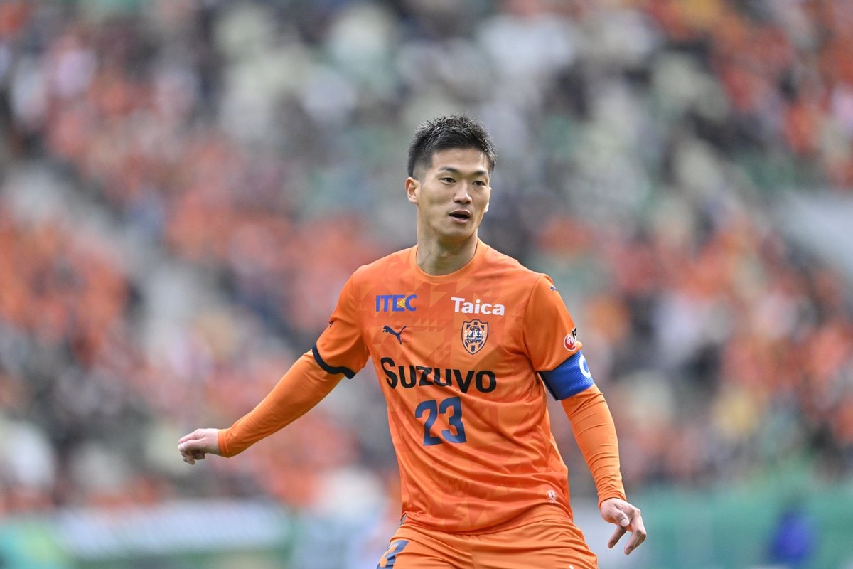 清水エスパルス　北川航也サイン入りTシャツ 清水エスパルス 北川航也 ユニフォーム 限定 サイン 2019 - メルカリ