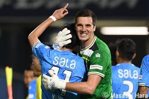 【J1分析】「ユウキはハリー・ポッター」と大津祐樹の圧巻2ゴールを称賛した「J初先発」磐田のGKコシェレフがサポーターに捧げた「感謝」のワケ【ジュビロ磐田ｖｓ名古屋グランパス】(1)の画像