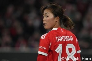 ｢またゴール決めてる｣バイエルン谷川萌々子の冷静右足弾＆ピンポイント左足クロスでの1G1Aが貫禄たっぷり！｢はっきり言って別格｣｢クロスの質たけー｣と称賛続々の画像