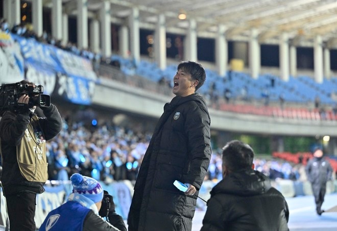「感激ですね」「めっちゃ良いもん見られた」3191日ぶり出場のJ1川崎GKの「勝利の儀式、先導姿」にファン感涙！「バラバラ前の小芝居が最高すぎ」などツッコみも相次ぐの画像002