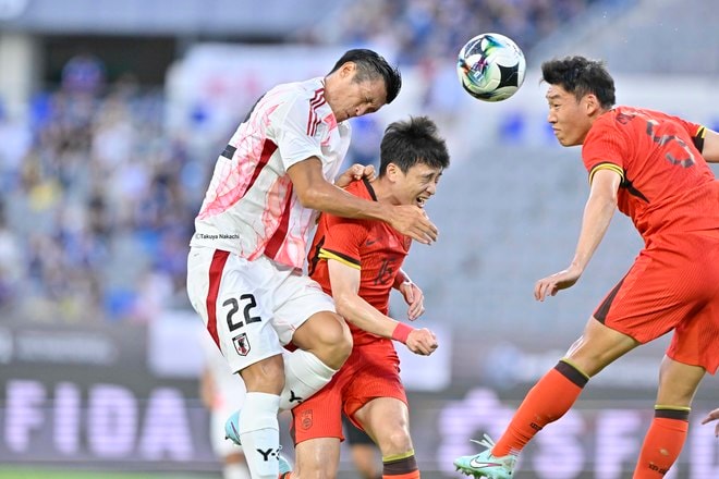 【植田直通＆早川友基アルバム】鹿島アントラーズの2人の中国戦でのプレー写真56枚！ 早川は日本代表デビュー、植田は久々復帰の記念姿「日本代表ー中国代表」の画像042