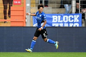 ｢サッカー日本代表に呼んでくれ｣!! 奥川雅也が今季4ゴール目!! 冷静にダイレクトで合わせて貴重な追加点! ビーレフェルトの3試合ぶり勝利に貢献の画像
