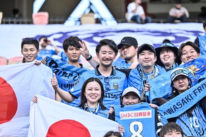 【サポーターアルバム】サウジアラビア・ジェッダ開催のACLE決勝に川崎サポーター700人が集結! 現地で声援を送ったサポーター写真78枚「アル・アハリー川崎フロンターレ(1)」の画像