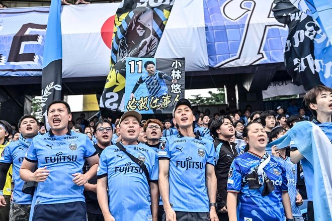 【サポーターアルバム(2)】G大阪戦の執念の同点弾導いた川崎フロンターレのサポーター写真94枚！ Gゾーンからメインスタンドまで撮影「川崎フロンターレーガンバ大阪(2)」の画像083