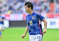 負傷したサッカー日本代表・久保建英の元気そうな姿も！ レアル・ソシエダの「ハイタッチ映像」で日本代表が注目される…ELグループ1位通過後のロッカールームでの祝福場面の画像
