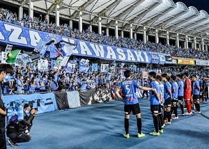 川崎フロンターレの等々力競技場に帰ってきた声援に「泣いた」「普通に感動できる」の声！ 逆転3連覇へ向けた最大の“補強”が、清水エスパルス戦で早くも結果を出す！の画像