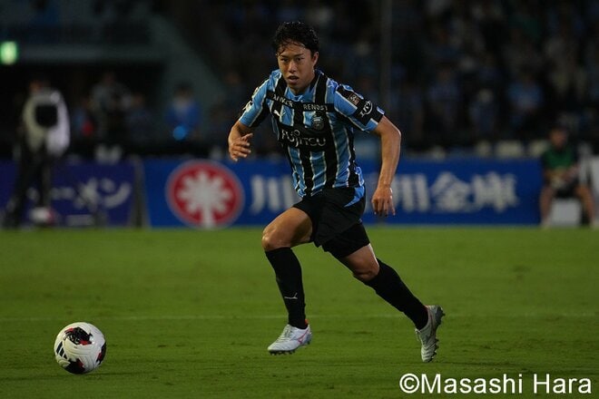 川崎が劇的なドロー！ マルシーニョが見事な同点ゴール！ 伊藤達哉が技ありアウトサイド弾！ 殊勲ペドロ・ホマーノが咆哮！ 王者・鹿島は4戦未勝利…【川崎フロンターレvs鹿島アントラーズ】激闘PHOTOギャラリーの画像001