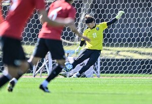 「一人で無理やり防ぐということもできるんでしょうけど」川崎GK上福元直人が名古屋グランパス戦で見せたプレーの根源。コーチングに込めた「声への想い」【川崎フロンターレ・期待の新戦力(3)】の画像