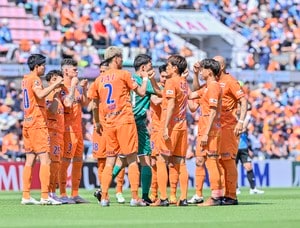 「発見!!!」「粋な計らい！」J2清水エスパルスのキャンプ移動写真で見つけた「2つのもの」にコメントが集中！サポーターの熱が入った「噂話」と「カラーリング」の画像