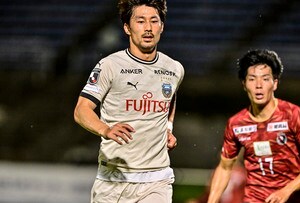 「（J1川崎は）アミューズメントパーク」高知・吉本監督が天皇杯後に川崎のプレーを独自表現で説明…FW家長昭博は「絶対に取られないUFOキャッチャー」の画像