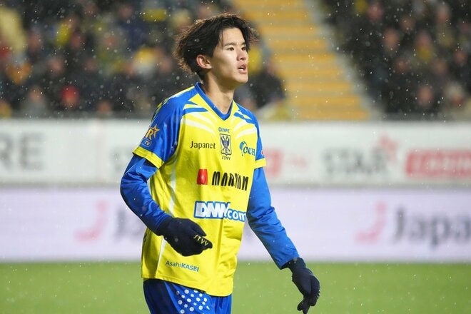 キャプテン谷口彰悟ら｢日本人5人｣が先発！ベルギーリーグ｢5連勝｣で2位浮上！後藤啓介が抱きついた｢相手｣！シントトロイデン｢熱狂のスタジアム｣潜入【シントトロイデンvsクラブ・ブルージュ】PHOTOギャラリーの画像007
