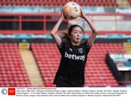 「これ本当にあるのかなぁ」お笑い芸人・ワッキーの購入した”カタールワールドカップ直前ガイド”に元日本代表MF長谷部誠の名前が! ファンからは招集を期待する声もの画像