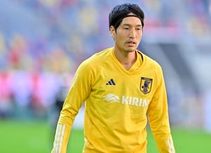 「こういうプレー大好き」シュトゥットガルトのサッカー日本代表・原口元気が決定機を「決死スライディング」で阻止！ 気持ちのこもったプレーに称賛の声の画像