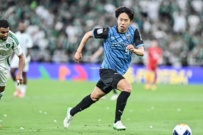 【川崎フロンターレアルバム】ACLE決勝で両SBとして奮闘した佐々木旭の写真40枚！ 試合後に見せた放心状態が表す、すべてを注ぎ込んだ姿「アル・アハリー川崎フロンターレ」の画像028