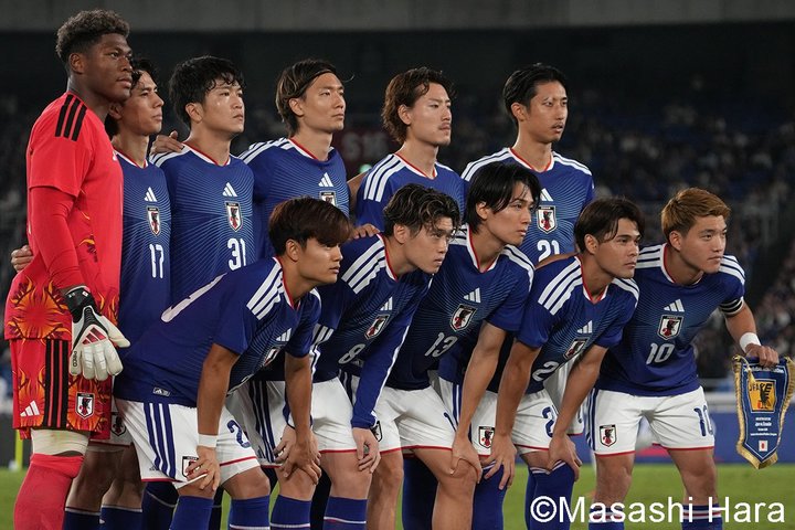 決勝進出の日本代表、子供たちとのハイタッチ動画で見せた“神対応”に反響｢綺世そういうとこやぞ｣｢律くんやさしい｣｢人柄が出ますねー｣純也、彩艶、板倉…一番ステキだったのは