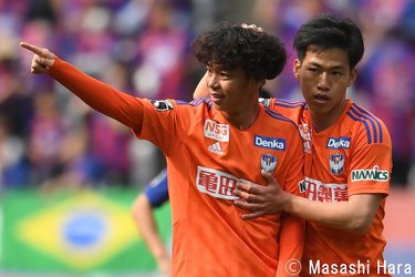 画像・写真：アルビレックス新潟、伊藤涼太郎が同点にするもFC東京