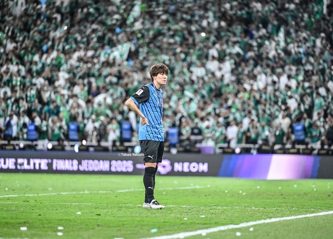 【川崎フロンターレアルバム】ACLE決勝で涙を見せた脇坂泰斗の写真31枚！キャプテンマークを巻いて挑んだアジア王者を懸けた一戦での姿「アル・アハリー川崎フロンターレ」の画像003