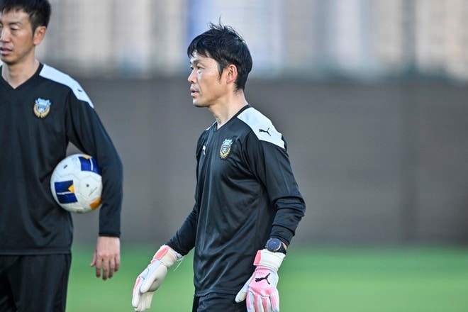 【川崎フロンターレアルバム】サウジアラビア到着翌日4月23日のジェッダ市内での「コーチングスタッフ＆クラブスタッフ写真」と「選手と子どもたちの交流写真」合計98枚！の画像058