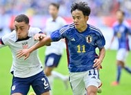 ｢頼むぞボルシア｣!! サッカー日本代表DF板倉滉の元気な姿に安堵の声! ｢自分も頑張れる｣と話題のリハビリに励む笑顔の画像【画像】の画像