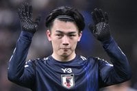 ｢透明感やばい可愛すぎ｣｢どこのプリンセスかと｣日本代表FW上田綺世の美人モデル妻、結婚式お呼ばれドレスアップコーデが沸騰