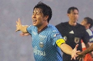 先制ゴールの問題は｢脇坂泰斗のポジション｣、長谷部新体制で生まれた｢新たな攻撃パターン｣【川崎フロンターレ｢横浜FC戦｣で示した逆襲の予兆】(1)の画像
