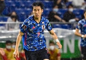 【ブンデス分析】鎌田大地、長谷部誠、遠藤航、伊藤洋輝「4人の日本人選手」がメンバーに名を連ねた試合【アイントラハト・フランクフルト対シュトゥットガルト】「輝きを取り戻した鎌田大地」(1)の画像