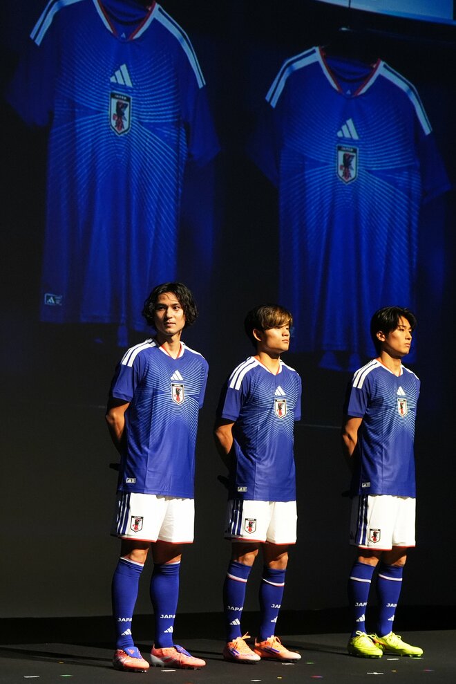 ｢JO1｣と｢INI｣の新ユニットとイケメン対決！ 南野＆久保＆中村の新コンビ“タキタケイト”が日本代表“新ユニフォーム姿”で｢自分の限界を超える！｣の画像018