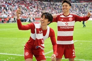 独スクープ撮｢純也＆敬斗コンビを超えた｣｢Number_iにいても違和感なし｣デュッセルドルフ田中碧と内野貴史｢国宝級イケメン雄姿｣と１部昇格へ｢持ってる｣伝説の画像