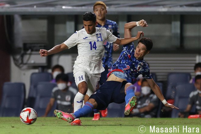 PHOTOギャラリー「ピッチの焦点」【国際親善試合　U２４日本代表ｖｓホンジュラス代表　２０２１年７月１２日　１９：３０キックオフ】の画像002