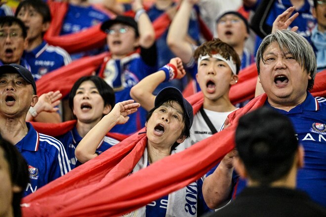 【サポーターアルバム】「横浜F・マリノス―アル・ナスル」サウジアラビア・ジェッダに約700人駆け付け、チームに声援送る！ 現地撮影66枚のサポーターPhotoの画像005