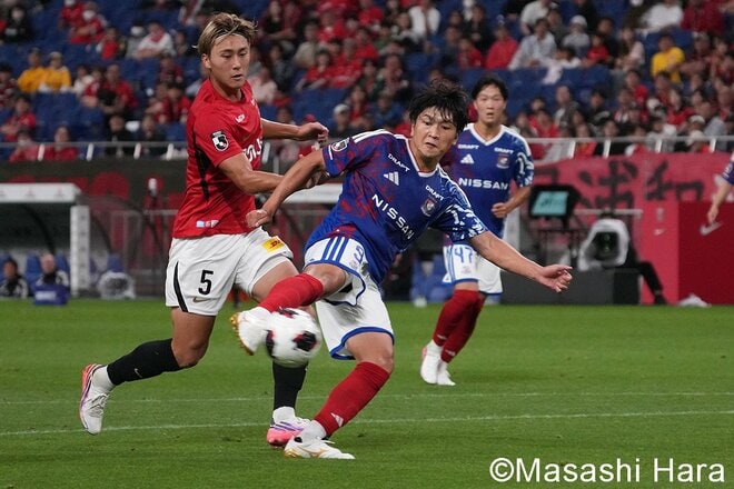 浦和が3-2と逆転で初勝利！根本健太の同点ゴールを仲間が祝福＆南野遥海の逆転弾にマテウス・サヴィオも歓喜！新加入の面々もガッツポーズ！【浦和レッズvs横浜F・マリノス】激闘PHOTOギャラリーの画像003