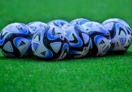 後藤健生の｢蹴球放浪記｣第208回【サッカーと酒の切っても切れない関係】の巻(２)女子Ｗ杯開催ニュージーランドで遭遇した｢フランス｣と｢分厚いリスト」の画像