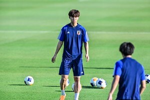 【カタールとの大一番に挑むU23日本代表で、川崎・高井幸大が証明するもの(1)】「もっともっとできる」と語るアジアの戦い。「楽しめればいい」と「明日、証明できれば」の間での画像