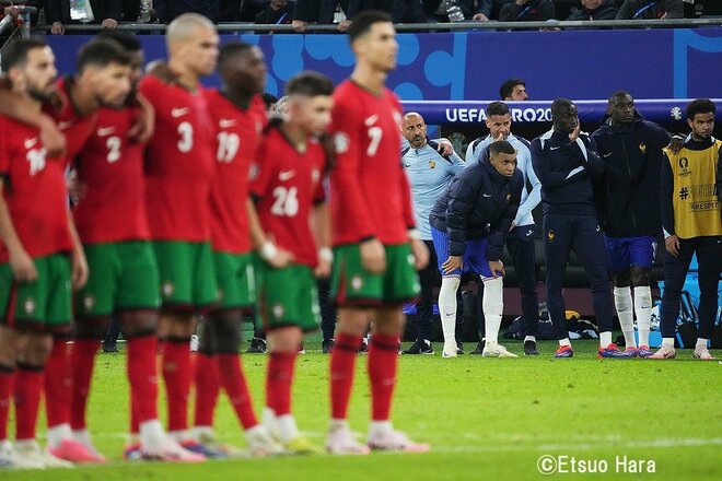 【UEFA　EURO2024現地撮】C・ロナウドとエムバペの｢スター対決｣はPK戦にもつれ込む激闘に！｢CR7｣のEUROはハンブルグで幕を閉じた【ポルトガル代表vsフランス代表】原悦生PHOTOギャラリー｢サッカー遠近｣の画像009